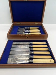 Thomas Weir & Son Vintage Silver Plated Knife And Fork Set - Picture 1 of 10