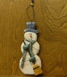 CHRISTMAS Wood ORNAMENT, SNOWMAN w/ BROOM, #OWI40419D From Retail Store - Picture 1 of 1