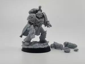 Warhammer 40K Figli di Horus - Pretore della Legione non assemblato - Foto 1 di 2