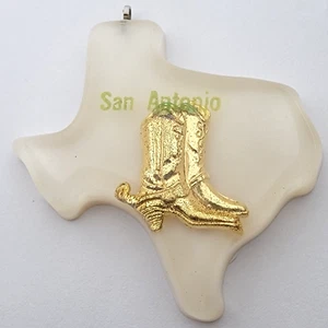 Vintage Lucite Texas Shaped White Pendant Gold Cowboy Boots San Antonio 2" x 2". - Picture 1 of 7