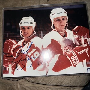 Steve Yzerman handsigniert mit Sergei Federov 8x10 COA von der Fan Zone - Bild 1 von 2
