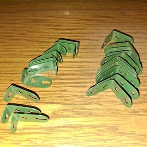 30 X PZ (15 CADAUNO #12A/12B)MECCANO VERDE MEDIO STAMPATO 1" STAFFA ANGOLARE - Foto 1 di 1