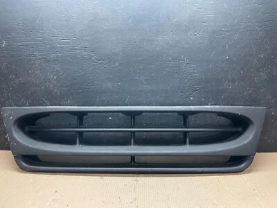 Parrilla delantera Ford Econoline 1997 a 2002 i7566 PS Foto 1 de 4