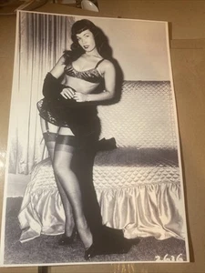 BEAUTIFUL SEXY BETTIE PAGE Pinup 12X18” POSTER CUTE Pinup Image - Picture 1 of 1
