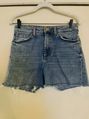 Monki Festival Hippie Concert Boho Cut Off Mid Rise Medium Wash Denim Shorts 26 - Image 1 of 4