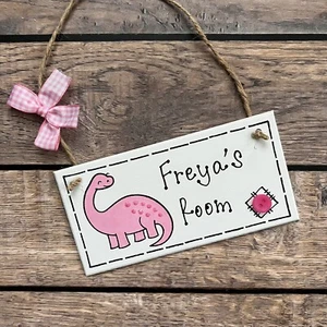 Dinosaur Name Door Sign Plaque Nursery Bedroom Sign Gift Baby Personalised Girls - Picture 1 of 7