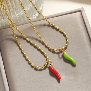 Collana Donna Portafortuna Rosso Ciondolo Peperoncino Italiano in Acciaio Inox 304. - Foto 1 di 7