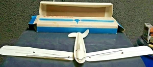 VINTAGE JET AIRPLANE KITE WIROPLAT 70's MADE IN POLAND POLISH IN ORIGINAL BOX - Picture 1 of 12