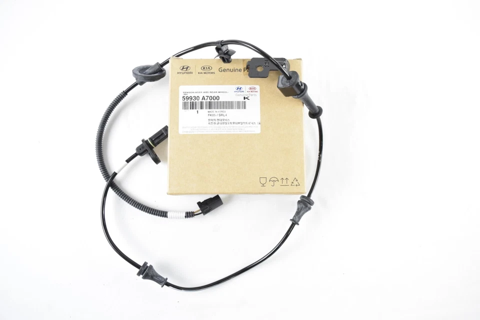 Sensor de velocidad de rueda ABS de pasajero trasero genuino Kia Forte 2014-2019 59930A7000 OEM Foto 1 de 1