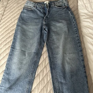 Ladies H&M Jeans Size EUR38 - Picture 1 of 8