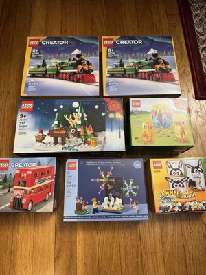 LEGO GWP LOT Winter Holiday Train 40700 Santa Front Yard 40484 40575 40220 40689 - Image 1 of 3