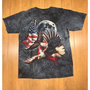 T-shirt grafica The Mountain Eagle bandiera americana Moon tie dye media 2013 y2k - Foto 1 di 6