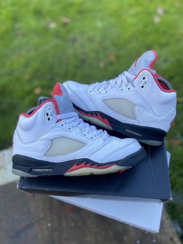 JORDAN 5 'LINGUA ARGENTO ROSSO FUOCO'