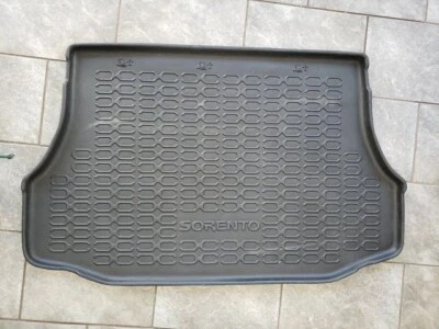 2009 KIA SORENTO LOGO OEM REAR BACK CARGO FLOOR LINER MAT RUBBER - Изображение 1 из 2