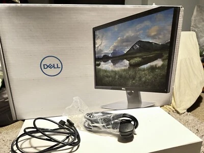 Dell SE2417HGX 24" Full HD TN LCD Monitor - Image 1 of 4