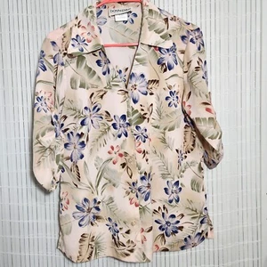 Donnkenny Blouse For Womens Size Small Roll Tab Sleeves Lightweight Vneck Top B2 - Picture 1 of 10