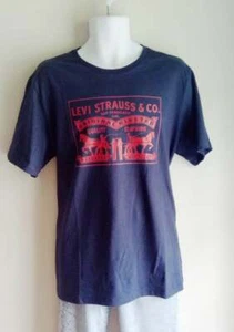 Original Levi's Two Horse Pull Graphic T-Shirt Navy/Red - Picture 1 of 1