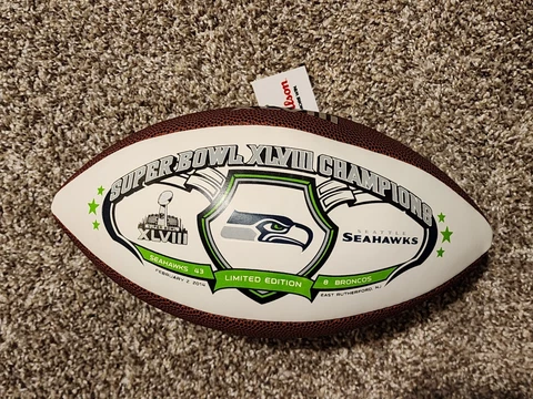 Seattle Seahawks Commemorative Wilson Football Super Bowl XLVIII 48 Champions Cover