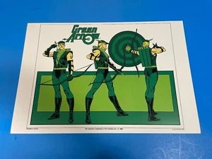 Póster DC UNIVERSE FLECHA VERDE SUPER PODERES NUEVO 13x19. - Imagen 1 de 3
