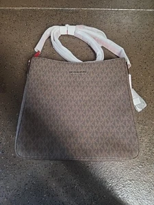 Michael Kors Women's Brown Crossbody Jet Set Travel Messenger Bag New - Picture 1 of 10