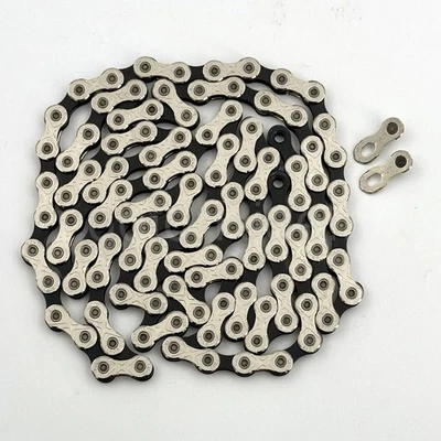 Cadena de bicicleta KMC X12 plateada/negra 12 velocidades 116L para bicicleta de carretera/MTB con eslabón perdido - Imagen 1 de 4