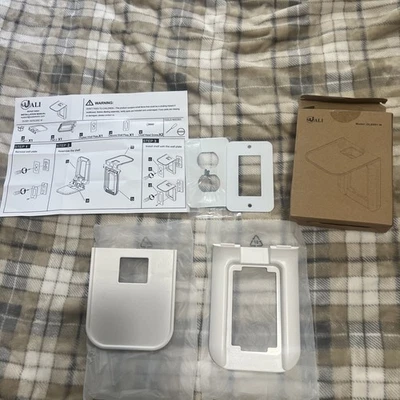 Estante de pared Wali Outlet hasta 10 libras estándar vertical blanco Foto 1 de 4