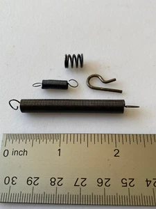 Vintage Kenmore Sewing Machine 158.17200 Part - Misc Springs - Picture 1 of 1
