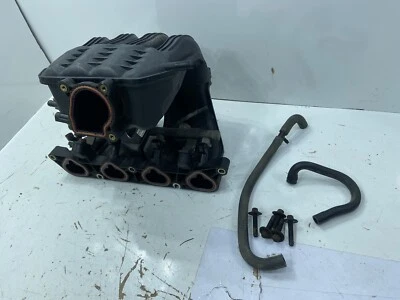 Jeep TJ Wrangler 2003-04 OEM 2,4 L colector de admisión con riel de combustible y herrajes Foto 1 de 4