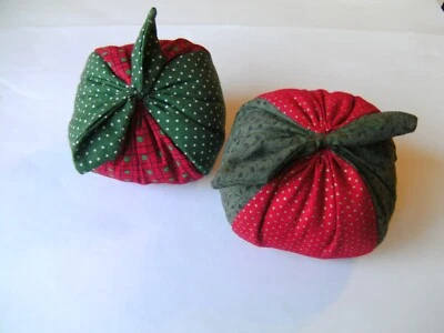 2 schöne Patchwork Äpfel wattiert aus Westfalenstoff Weihnachtsdeko Handarbeit - Bild 1 von 4