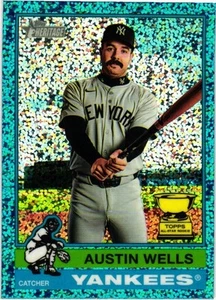 2025 Topps Heritage Light Blue Sparkles - Austin Wells (#441) Yankees - Picture 1 of 2