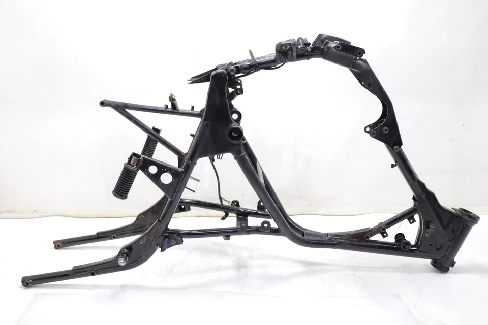 02-10 SUZUKI GZ250 OEM CUADRO PRINCIPAL CHASSI ***15 K MILLAS*** C *** RECTO Foto 1 de 4