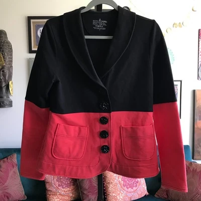 Jaqueta NEON BUDDHA tamanho S preta e coral algodão stretch jersey botões artísticos - Imagem 1 de 4