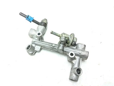 99 Suzuki TL1000 S Fuel Injection Injector Rail - Image 1 of 4