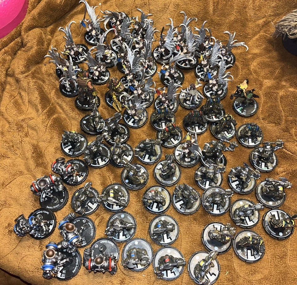 LOTE DE 68 FIGURAS PERSONAJES CABALLERO MAGO LOTE MIXTO Esto Tiene Duplicados  Foto 1 de 4