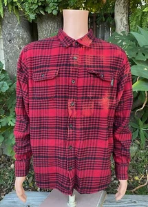 Woolrich Flannel Shirt Mens XL Red Black Button Up Buffalo Plaid Cotton Pockets - Picture 1 of 10