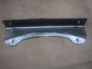 Chevrolet Chevelle 1970,71,72 soporte de matrícula delantero usado - Imagen 1 de 6