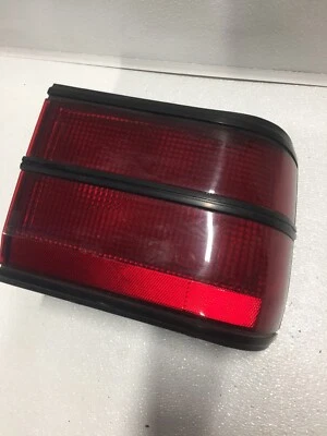 道奇 Monaco,Eagle Premier / 1988 1989 1991 1992 / 右尾灯 — 第 1/4 张图片