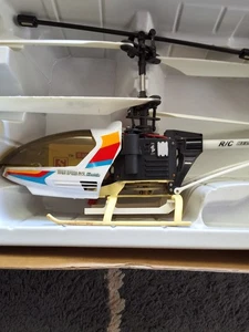 Indoor Flight Hubschrauber - Bild 1 von 10