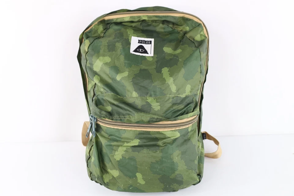 Bolso Mochila Poler Camp Vibes Distressed Ripstop Camuflaje Rellenable Embalable Foto 1 de 4