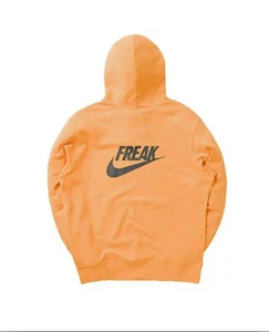 Giannis “The Greek Freak” Nike Hoodie Medium EUC! UNIVERSITY GOLD/MYSTIC DATES - Picture 1 of 9