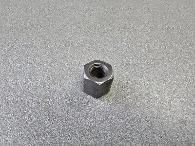 BONITO BLOQUE DIST ACEITE ORIGINAL PORSCHE 356A 356B 356C 912 PIEZA INTERMEDIA HEXAGONAL Foto 1 de 4