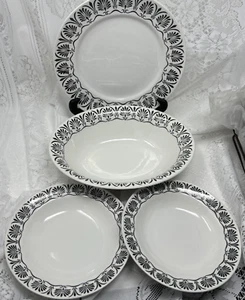 4 PC Vtg. Castleton "CJ1" Classica Oval Veg Bowl, 2 Bowls, Dinner Plates Japan - Picture 1 of 8