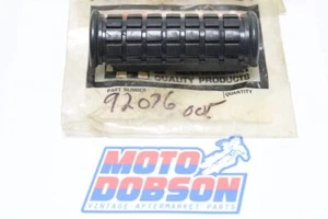 Kawasaki W1 Commander 1966-1969 92076-005 RUBBER FOOTREST - Picture 1 of 4