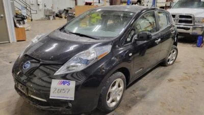 11 - 12 NISSAN LEAF AC Compressor E714388 - Image 1 of 4