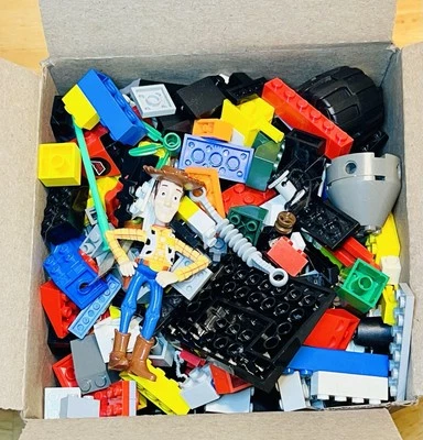 2.5lb Bulk Lot Of Assorted LEGO Lot 2 - Image 1 of 2
