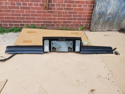 1990 1991 年 1992 年凯迪拉克 Brougham 许可证后备箱填充带反向灯和线束 — 第 1/4 张图片