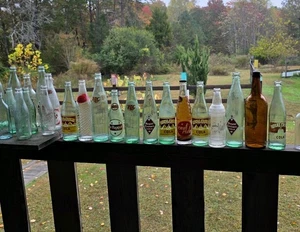 Lote de botellas vintage/antiguas (elige una botella $20,00) - Imagen 1 de 24