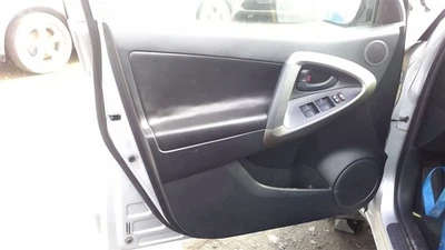 RAV 4     2010 Front Door Trim Panel 29330061 Foto 1 de 4