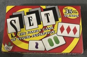 SET La Famiglia Gioco della Percezione Visiva - Sigillato - Foto 1 di 6