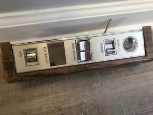 1979 Cadillac Brougham LEFT Front Master Switch Plate Cover - Bild 1 von 4